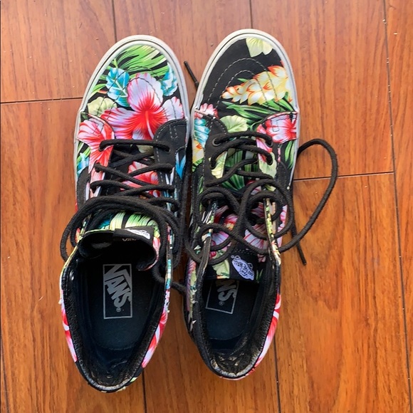 Hawaiian High top vans - Picture 5 of 7